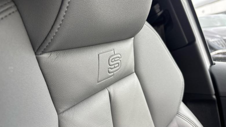 Audi A3 40 TFSI e S Line 5dr S Tronic Hatchback